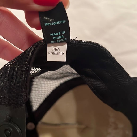 NWOT - District DT624 Flat Bill Snapback Trucker Cap - Picture 7 of 7